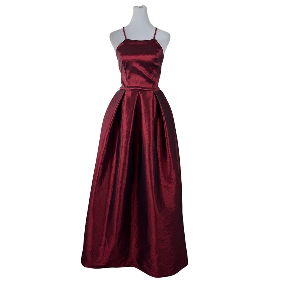 Vintage Y2K Windsor Crimson Sleeveless A-Line Floor Length Gown